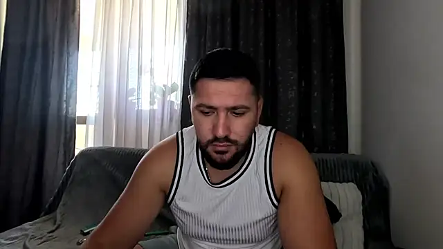 Gold Alpha Boy online show from 27, 9, 2025