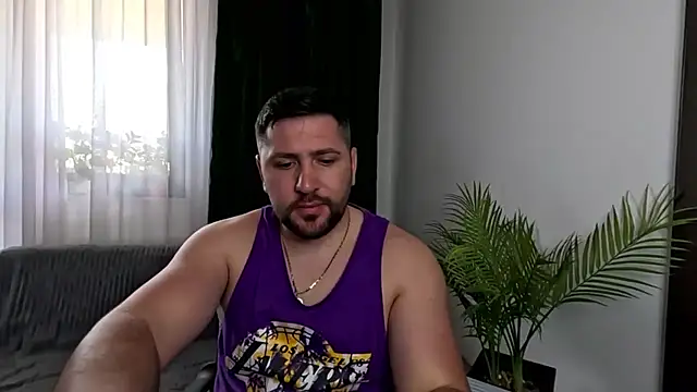 Gold Alpha Boy online show from 29, 5, 2026