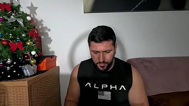 Gold Alpha Boy online show from 21, 12, 2025