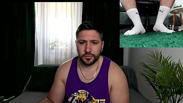 Gold Alpha Boy online show from 1, 6, 2026
