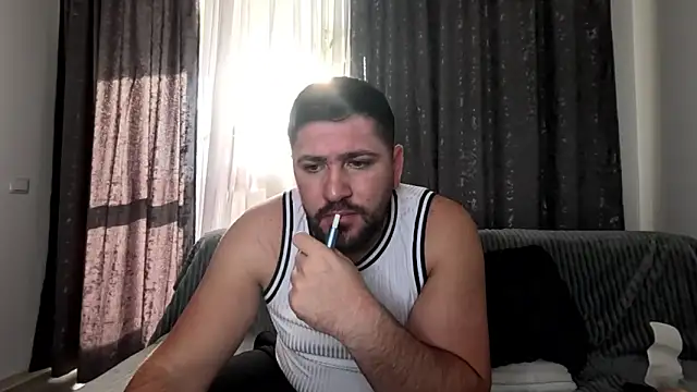 Gold Alpha Boy online show from 21, 11, 2025