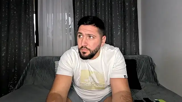 Gold Alpha Boy online show from 10, 11, 2025