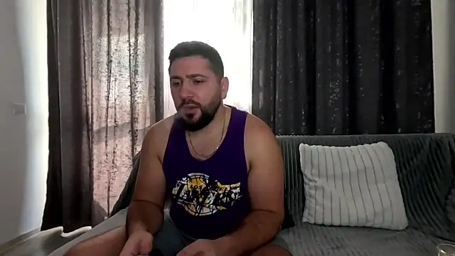 Gold Alpha Boy online show from 2, 11, 2025