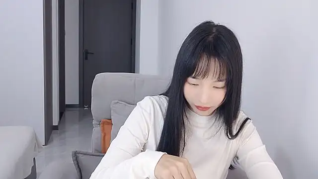 Snapshot of Lisa-3333 chatting on 4, 11, 2025 Lisa-3333 online show from 4, 11, 2025