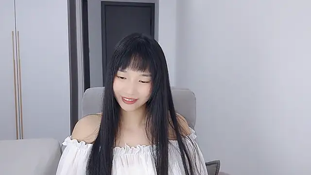 Snapshot of Lisa-3333 chatting on 17, 10, 2025 Lisa-3333 online show from 17, 10, 2025