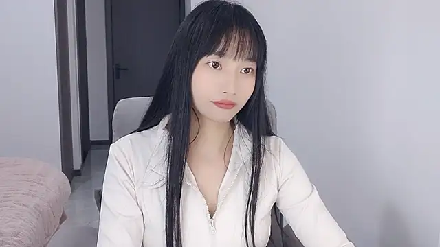 Snapshot of Lisa-3333 chatting on 18, 12, 2025 Lisa-3333 online show from 18, 12, 2025