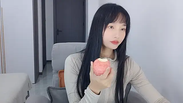 Snapshot of Lisa-3333 chatting on 9, 11, 2025 Lisa-3333 online show from 9, 11, 2025