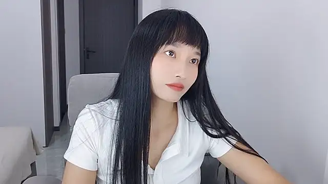 Snapshot of Lisa-3333 chatting on 11, 10, 2025 Lisa-3333 online show from 11, 10, 2025