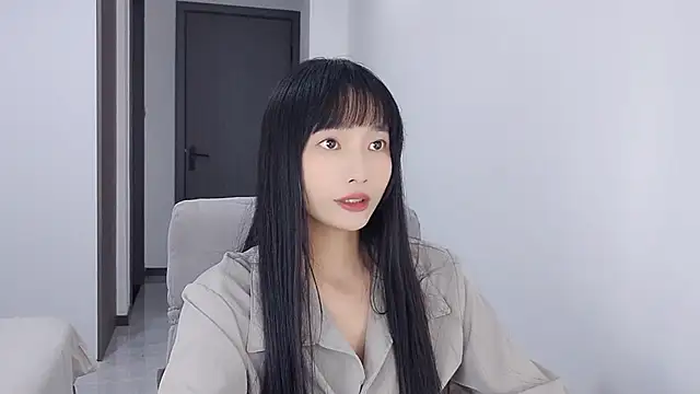 Snapshot of Lisa-3333 chatting on 21, 10, 2025 Lisa-3333 online show from 21, 10, 2025