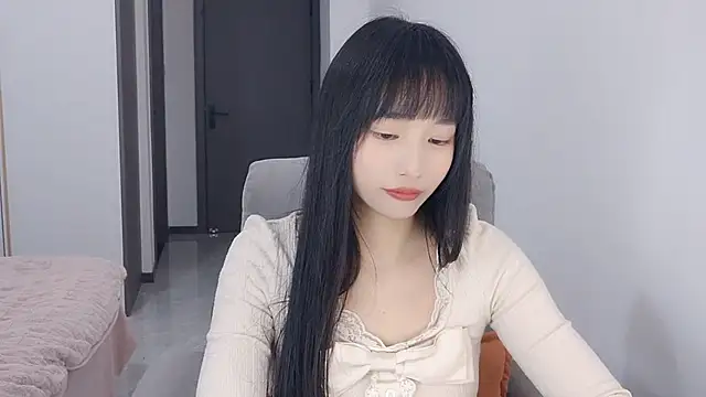 Snapshot of Lisa-3333 chatting on 14, 12, 2025 Lisa-3333 online show from 14, 12, 2025