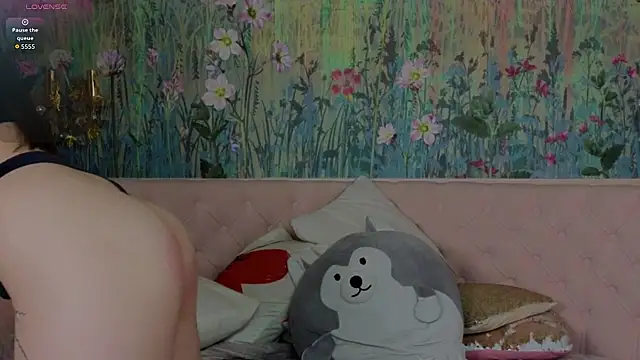 IvoryWood  online show from 16, 3, 2026