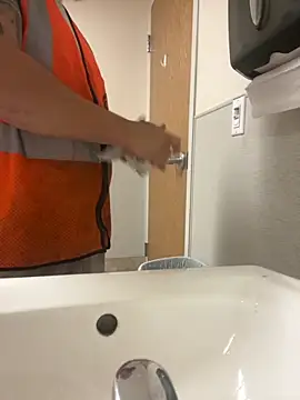 PuttieIn online show from 3, 10, 2025