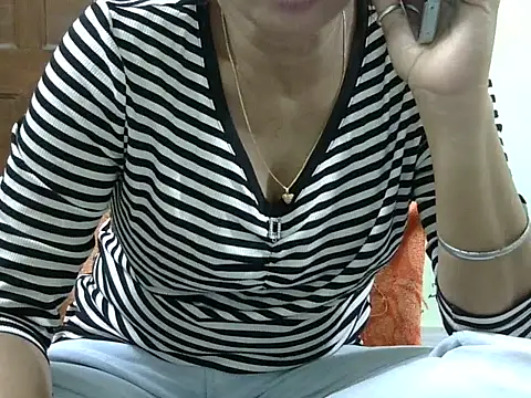 CHAMELI4747 online show from 2, 12, 2025