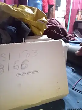 Snapshot of Oaxhot chatting on 11, 9, 2025 Oaxhot online show from 11, 9, 2025