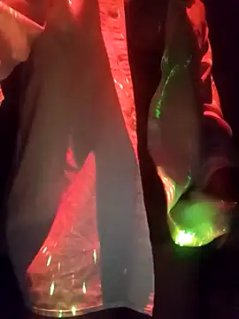 Snapshot of Oaxhot chatting on 6, 10, 2025 Oaxhot online show from 6, 10, 2025