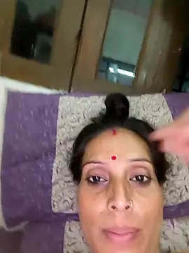 ISHANI-SINGH online show from 30, 10, 2025