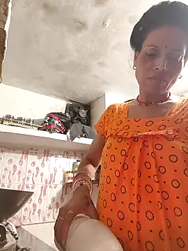 ISHANI-SINGH online show from 4, 10, 2025