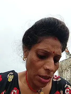 ISHANI-SINGH online show from 1, 10, 2025