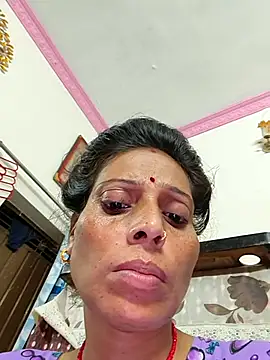 ISHANI-SINGH online show from 6, 10, 2025