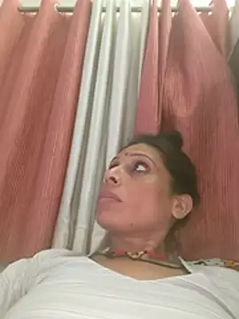 ISHANI-SINGH online show from 26, 10, 2025