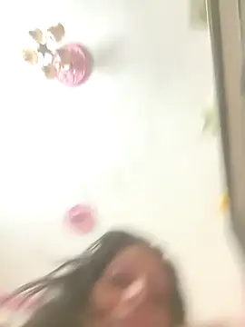 ISHANI-SINGH online show from 3, 11, 2025