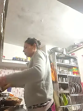 ISHANI-SINGH online show from 8, 1, 2026