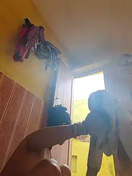 ISHANI-SINGH online show from 5, 11, 2025