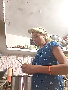 ISHANI-SINGH online show from 30, 11, 2025