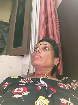 ISHANI-SINGH online show from 3, 10, 2025