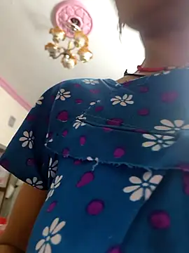 ISHANI-SINGH online show from 24, 4, 2026