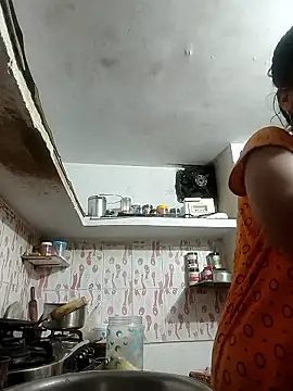 Snapshot of ISHANI-SINGH chatting on 8, 4, 2026 ISHANI-SINGH online show from 8, 4, 2026