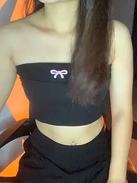 Snapshot of Tinasx56 chatting on 2, 10, 2025 Tinasx56 online show from 2, 10, 2025