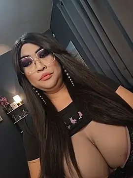 Snapshot of Mselegantjanina chatting on 17, 7, 2026 Mselegantjanina online show from 17, 7, 2026