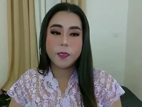 Snapshot of krishnamarie chatting on 15, 7, 2026 krishnamarie online show from 15, 7, 2026