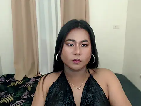 Snapshot of krishnamarie chatting on 18, 6, 2026 krishnamarie online show from 18, 6, 2026