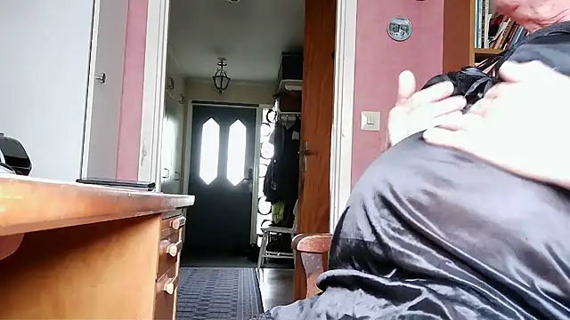 Solek56 online show from 6, 10, 2025