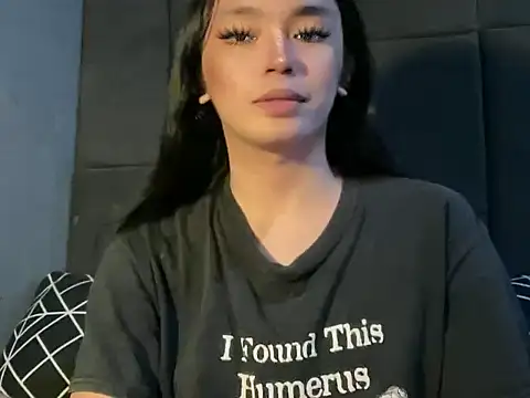 Snapshot of Claudia_Johnson chatting on 12, 3, 2026 Claudia Johnson online show from 12, 3, 2026