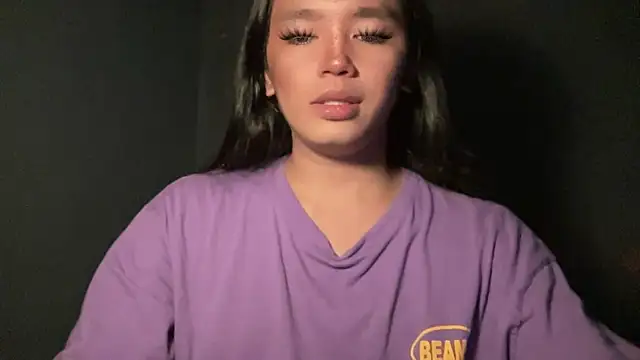 Claudia Johnson online show from 18, 10, 2025