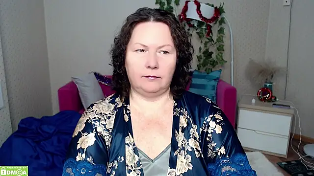 milf hornys online show from 18, 12, 2025