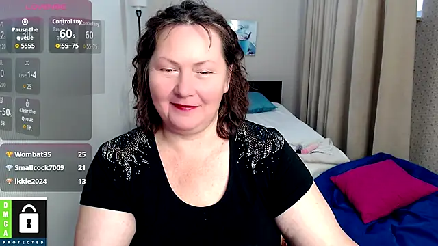 Snapshot of milf_hornys chatting on 14, 10, 2025 milf hornys online show from 14, 10, 2025