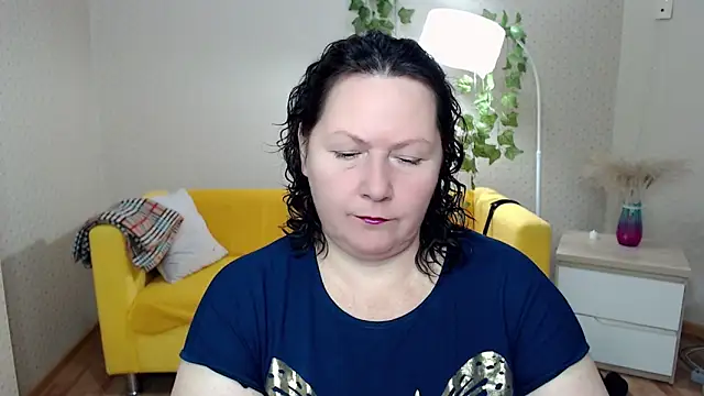 Snapshot of milf_hornys chatting on 19, 11, 2025 milf hornys online show from 19, 11, 2025