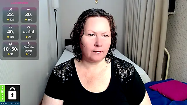 Snapshot of milf_hornys chatting on 3, 10, 2025 milf hornys online show from 3, 10, 2025