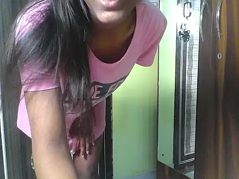 mickle james online show from 12, 10, 2025