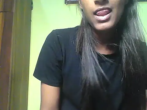 mickle james online show from 30, 9, 2025