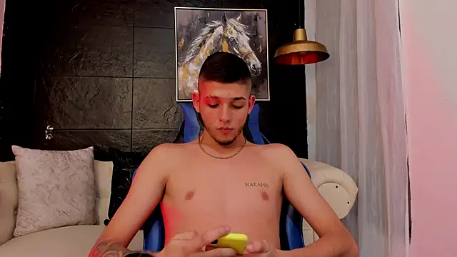 Mathewboy1 online show from 10, 9, 2025