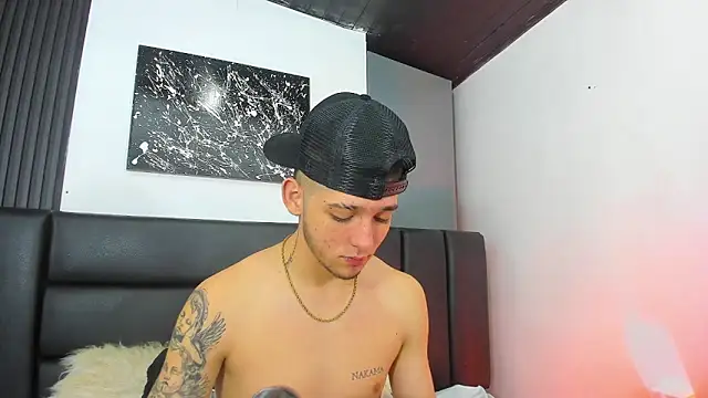 Mathewboy1 online show from 18, 2, 2026