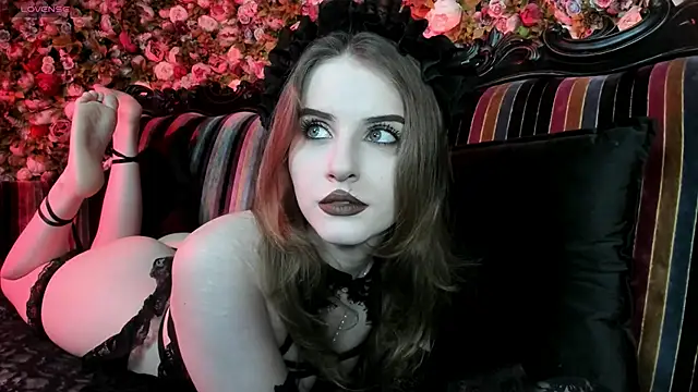 EllieMori online show from 18, 12, 2025