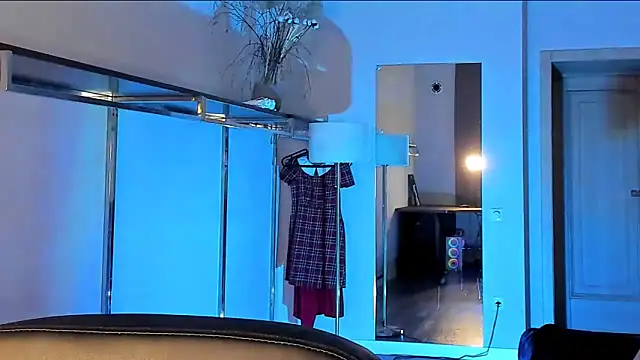 Meri Cutte online show from 15, 12, 2025