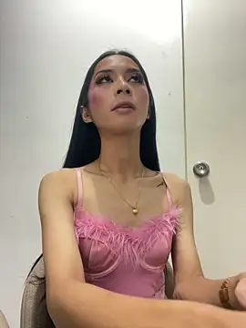 AlmiraFhaye online show from 10, 9, 2025