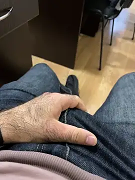 Cruel00 online show from 26, 11, 2025